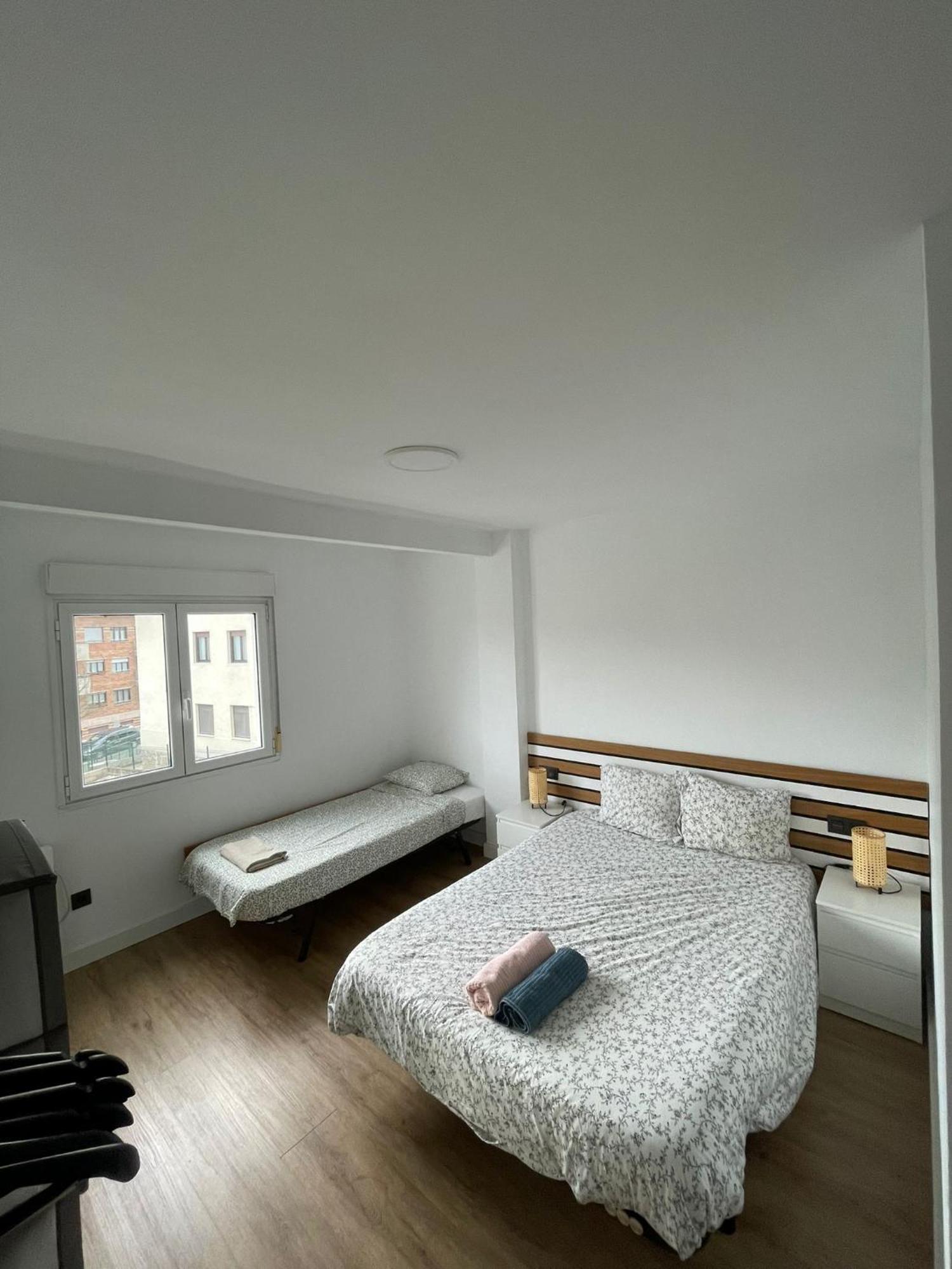 Cozy Apartment 6' From San Sebastian + Parking Usúrbil Exterior foto